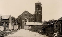 Eglise vue rue de la Verdure4